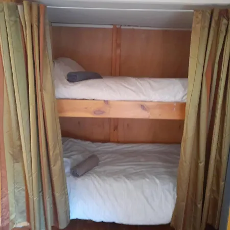 Bed & Breakfast Abracaribes Arecida